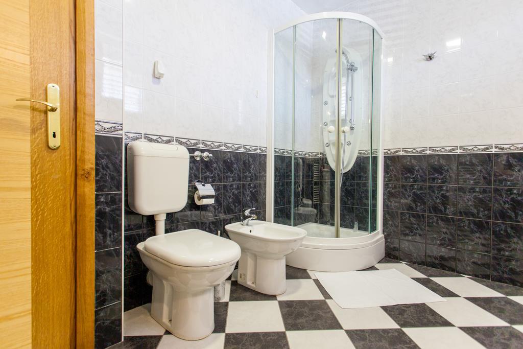 Villa Roza Murter Bagian luar foto
