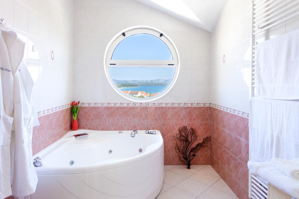 Villa Roza Murter Bagian luar foto