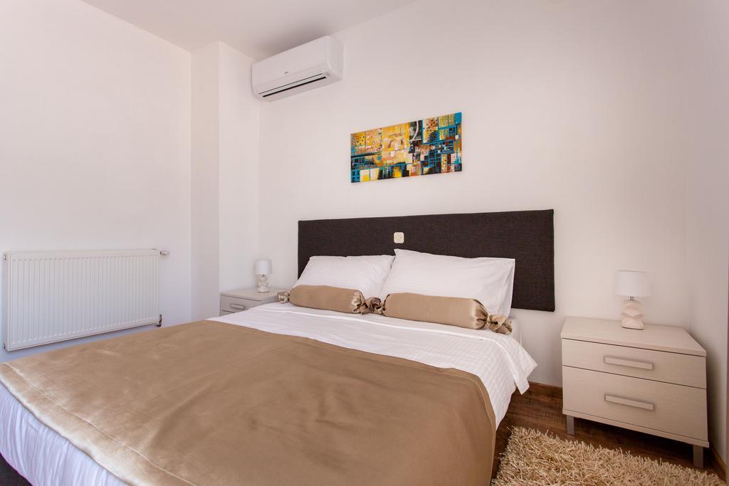 Villa Roza Murter Bagian luar foto