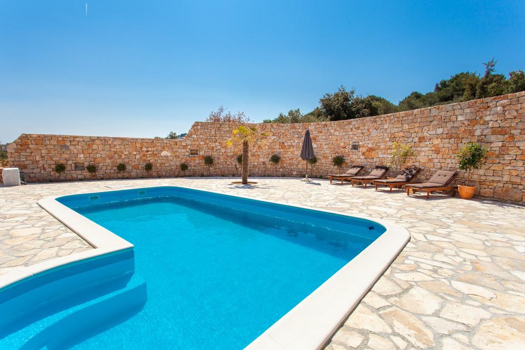 Villa Roza Murter Bagian luar foto
